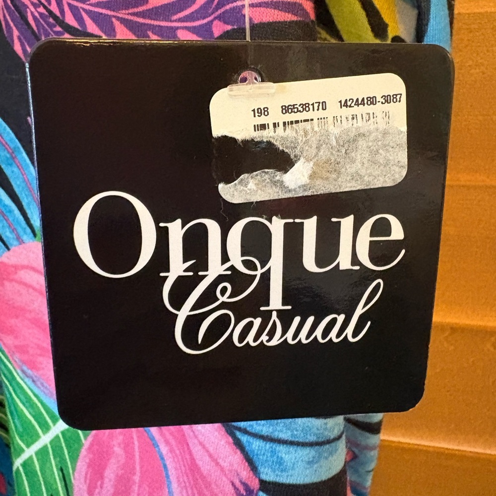 Onque Casuals NWT Multicolor Tropical Button Down Shirt/ Rhinestones. Size 2X - Picture 6 of 10
